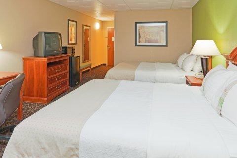 Quality Inn & Suites Downtown Mansfield Exterior photo