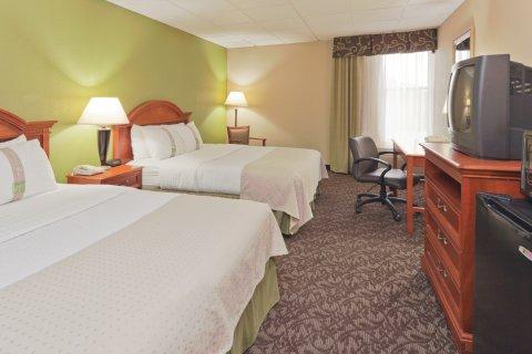 Quality Inn & Suites Downtown Mansfield Exterior photo
